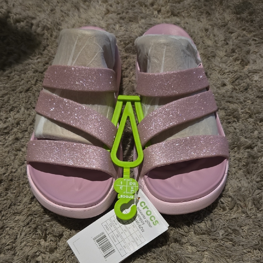CROCS Getaway Glitter Pink Strappy  Sandals